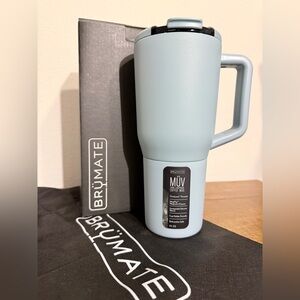 BrüMate MÜV Coffee Mug Tumbler in Light Blue Mist